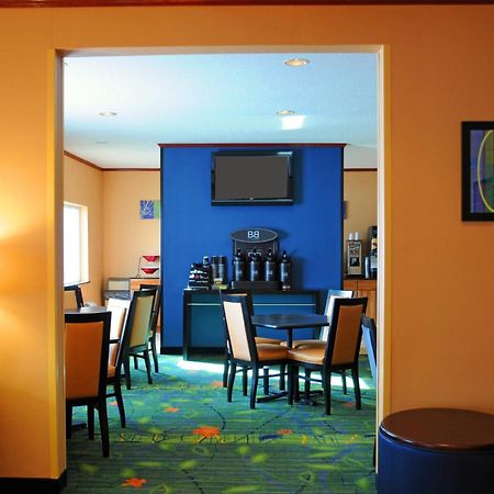 Fairfield Inn & Suites By Marriott Спеърфиш Екстериор снимка