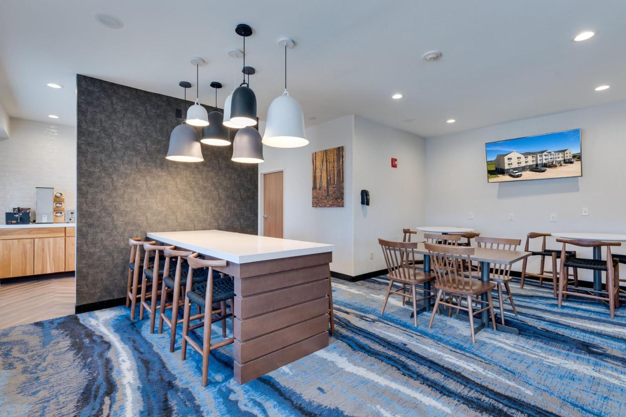 Fairfield Inn & Suites By Marriott Спеърфиш Екстериор снимка