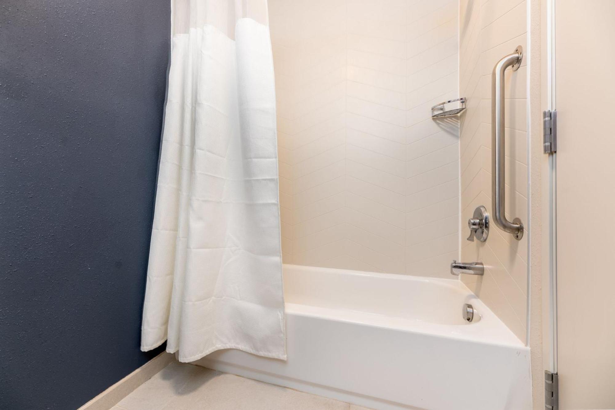 Fairfield Inn & Suites By Marriott Спеърфиш Екстериор снимка