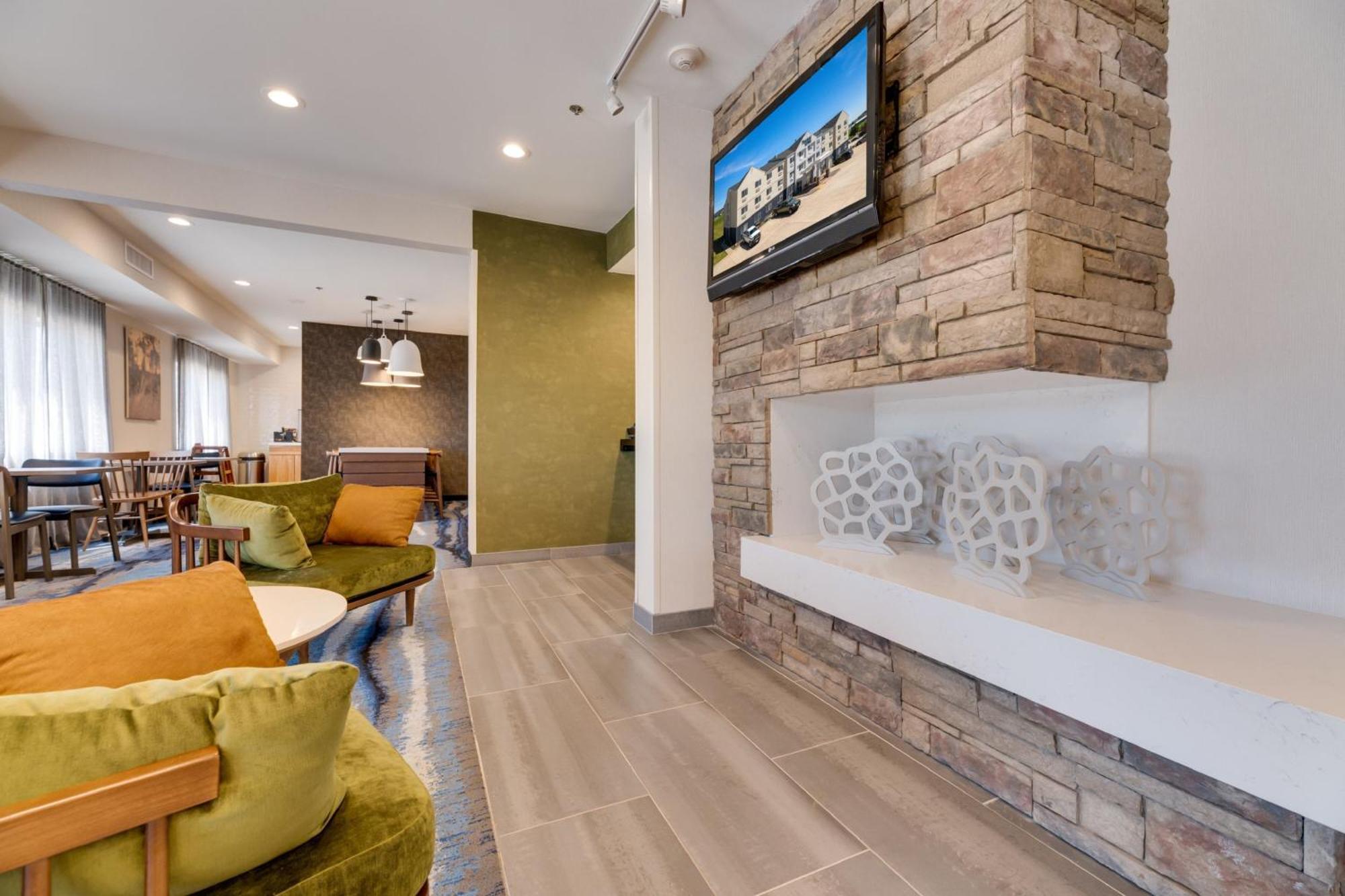 Fairfield Inn & Suites By Marriott Спеърфиш Екстериор снимка