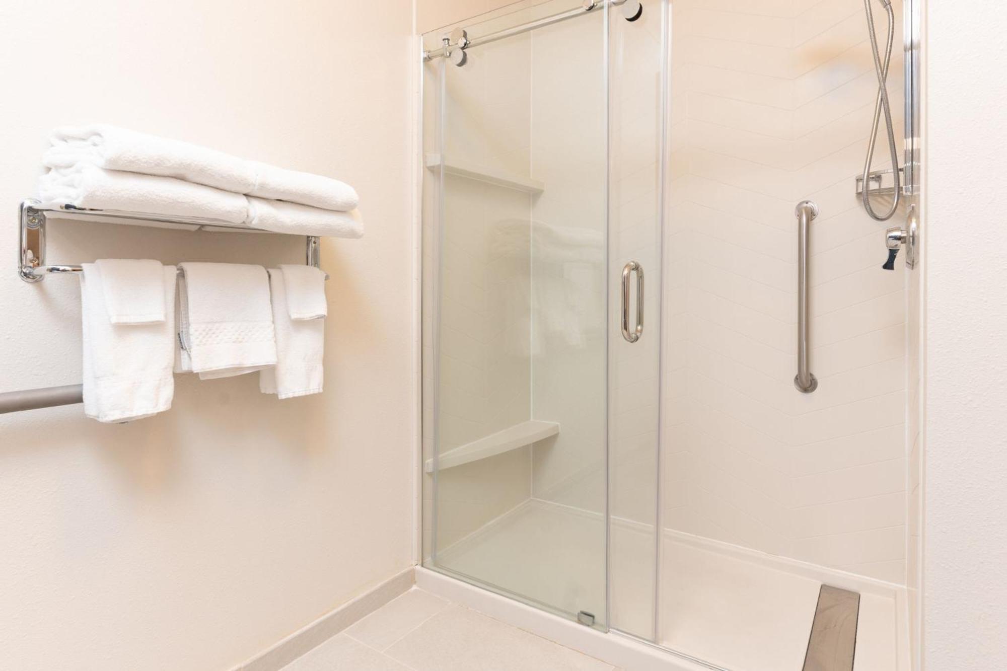 Fairfield Inn & Suites By Marriott Спеърфиш Екстериор снимка