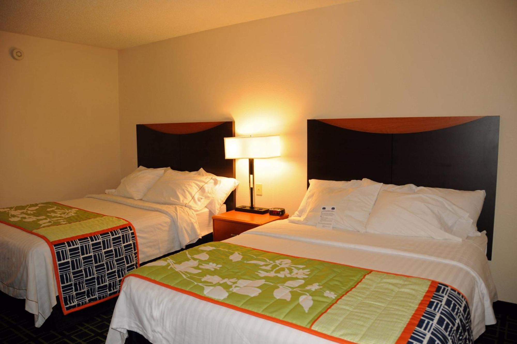 Fairfield Inn & Suites By Marriott Спеърфиш Екстериор снимка